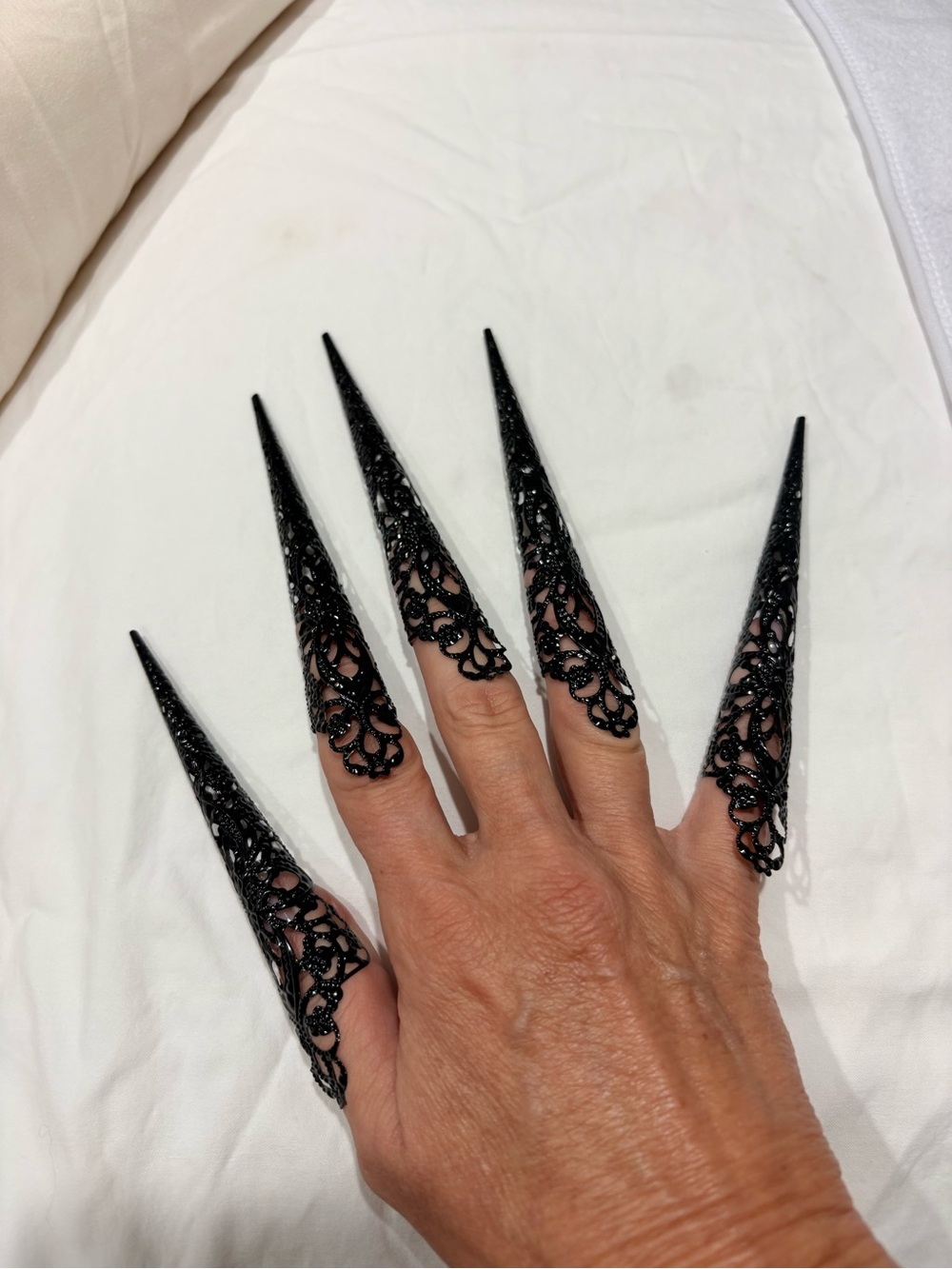10 Black hard shell Goth Long Stiletto Nail scratches – Dramatic Gothic Nail Art